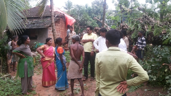 ಹೊನ್ನಾವರ: ನೆರೆ ಪೀಡಿತ ಪ್ರದೇಶಗಳಿಗೆ ಶಾಸಕಿ ಭೇಟಿ